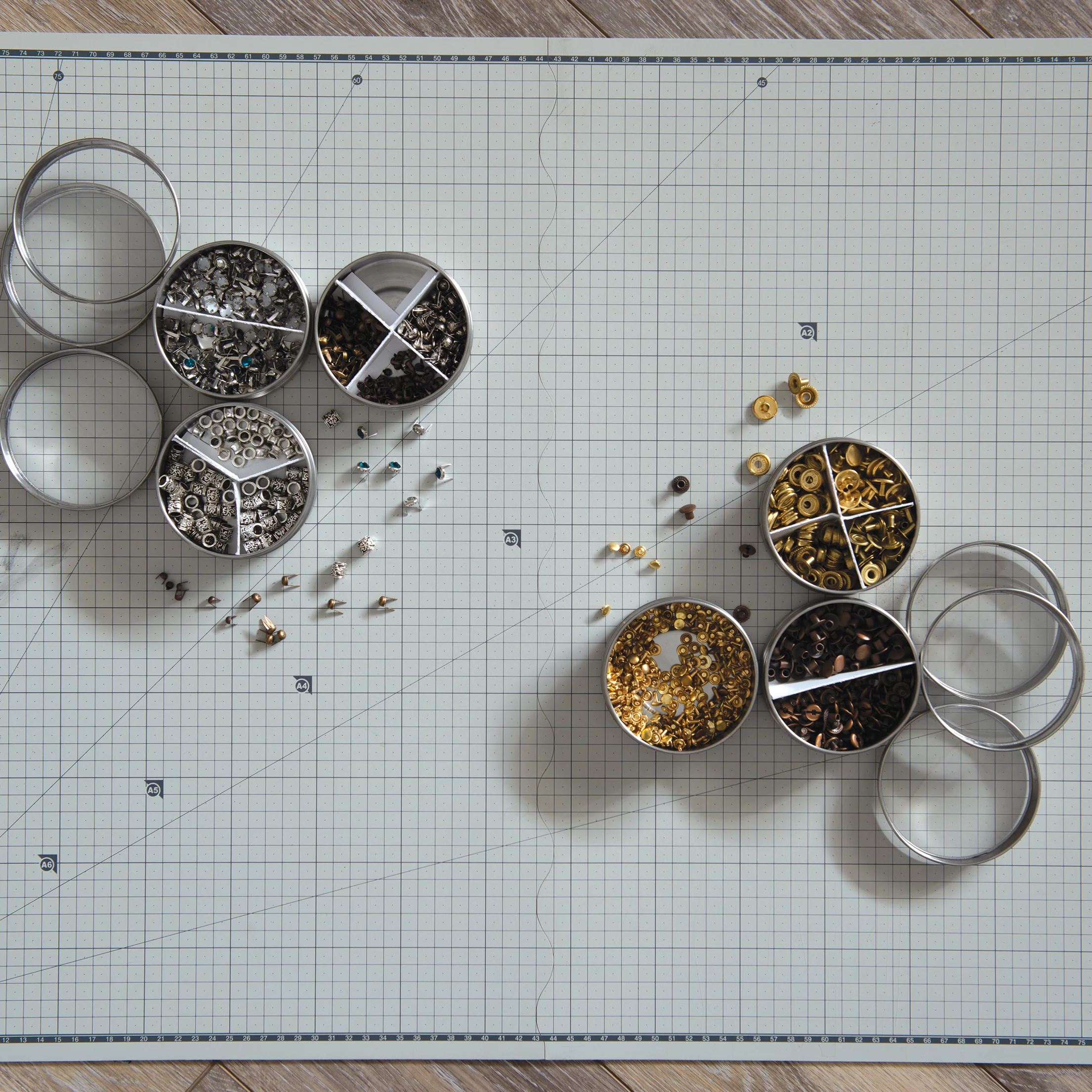 Folding Cutting Mat - Image 8