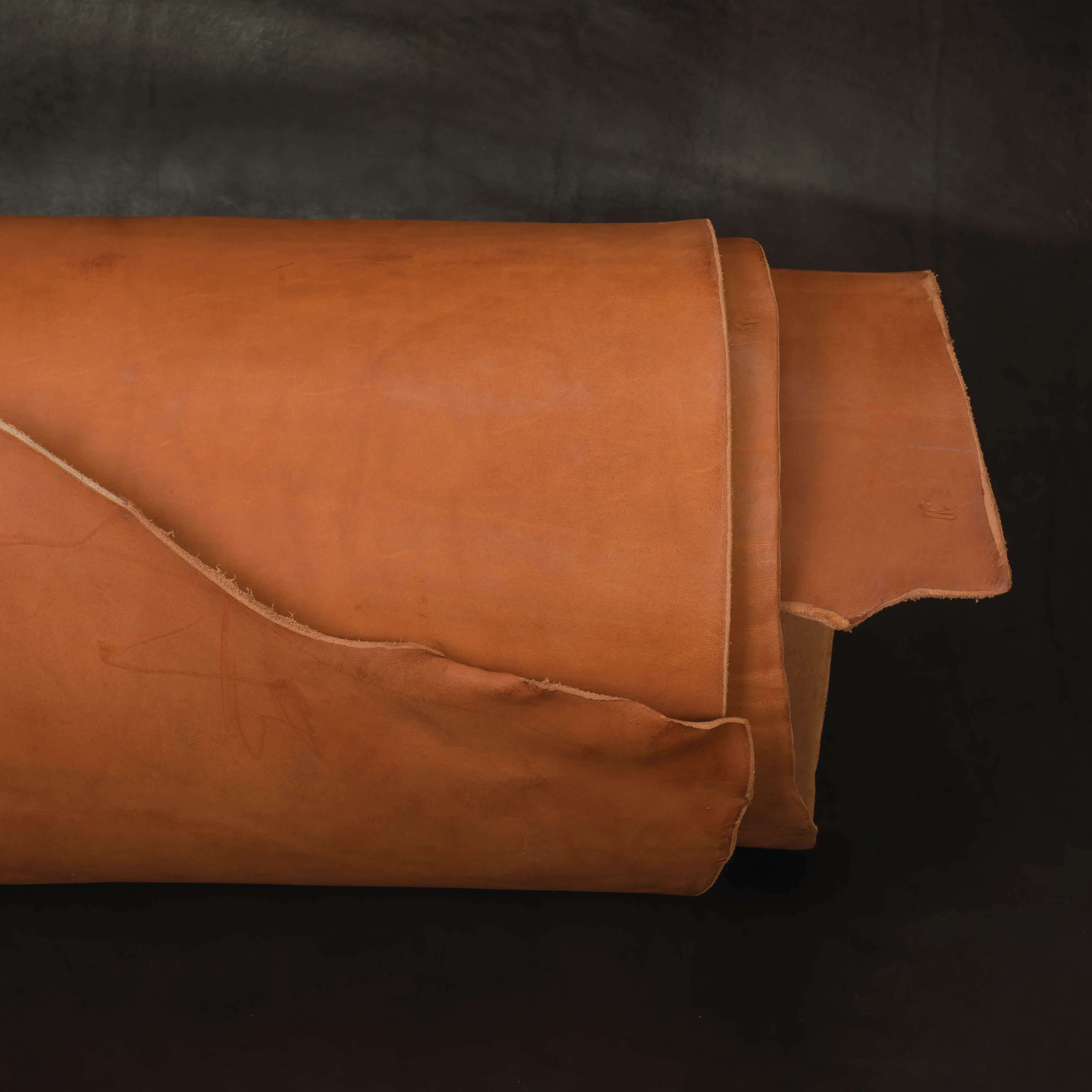 Hermann Oak® Saddle Skirting Leather - Image 3
