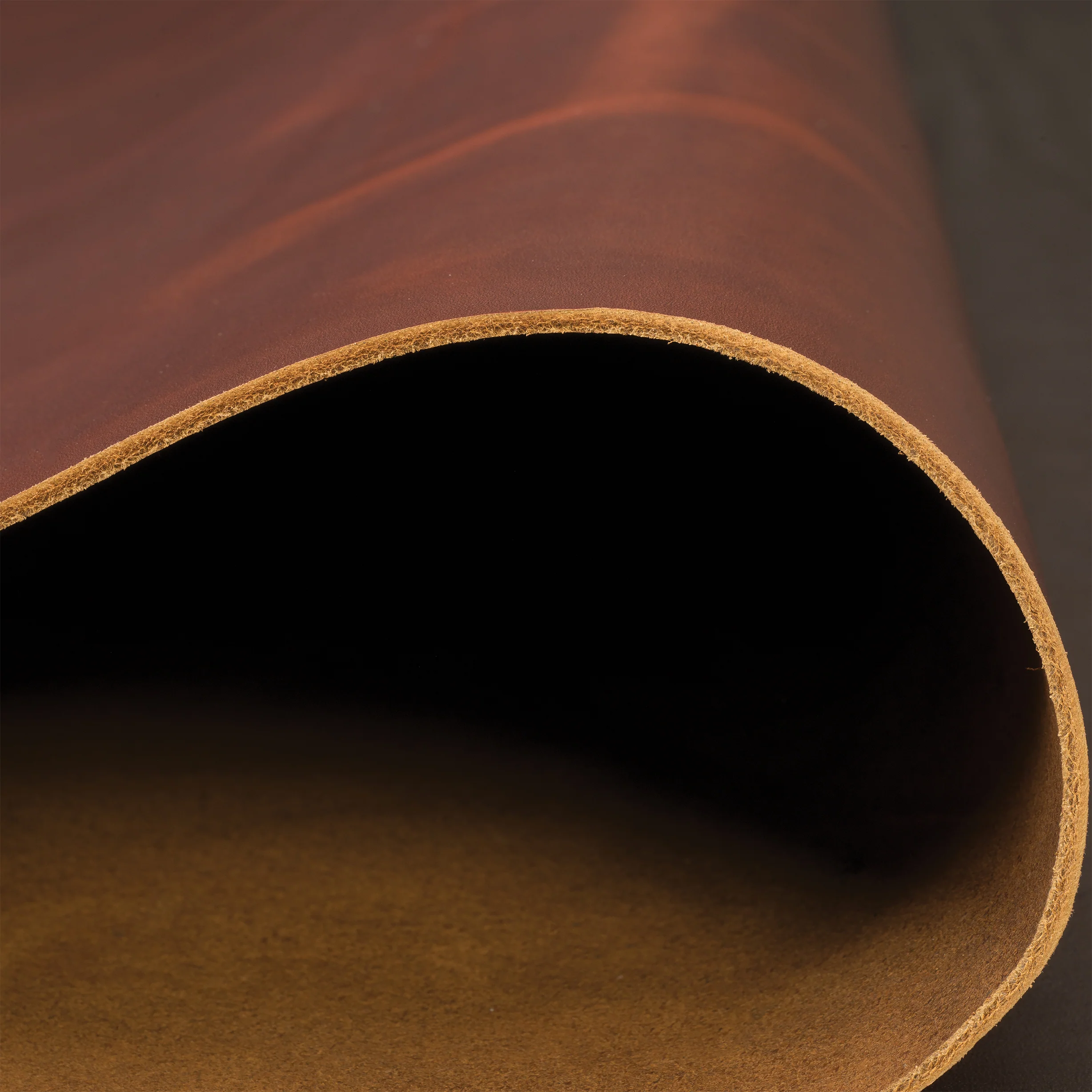 Jasper Chrome Pull-Up Leather, 4-5 oz. - Image 4