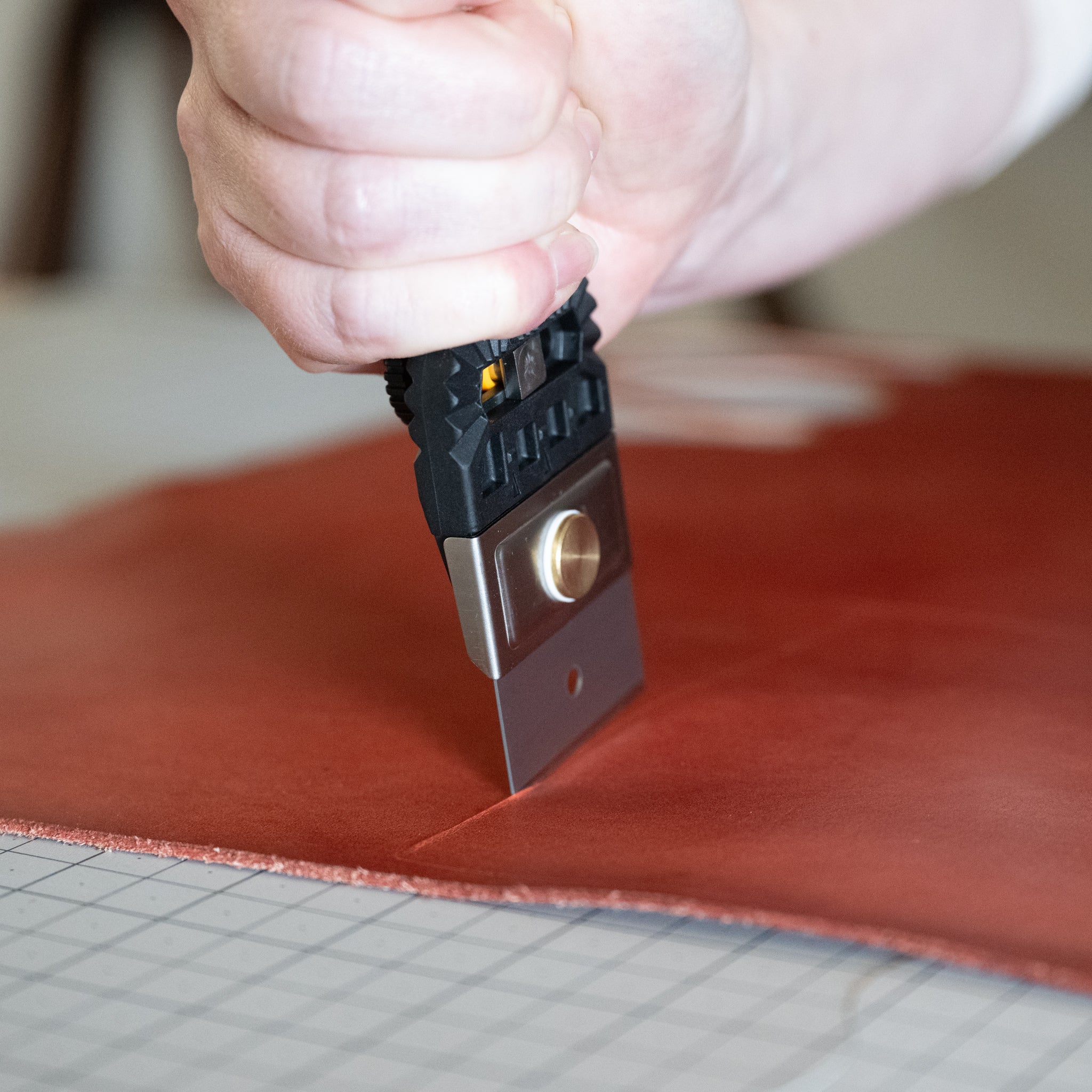 Olfa® Multi-Purpose Scraper with Adjustable Head - Image 7