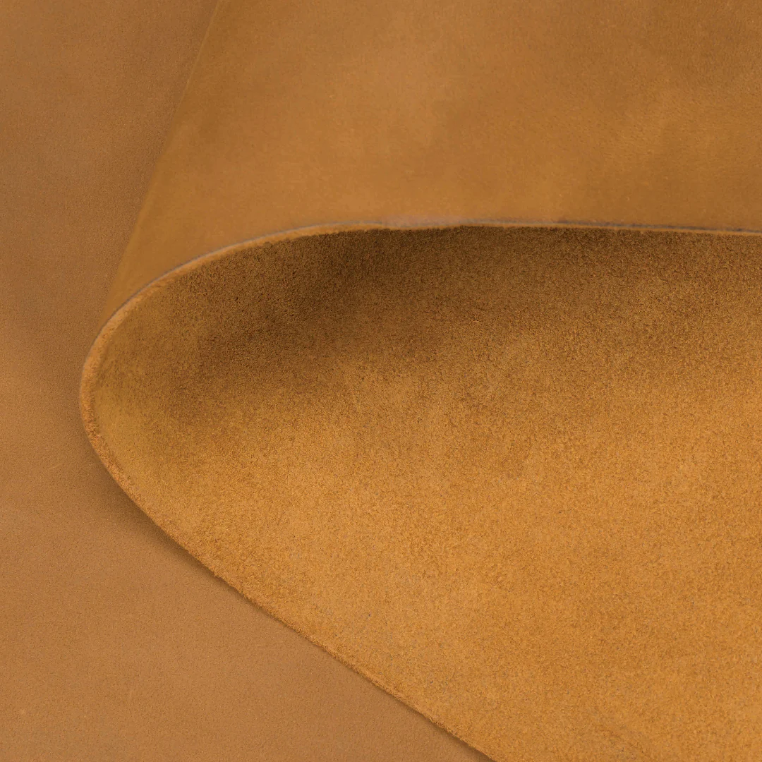 Pioneer Chrome Oil Tanned Top Grain Leather Side, 6-7 oz - Image 6