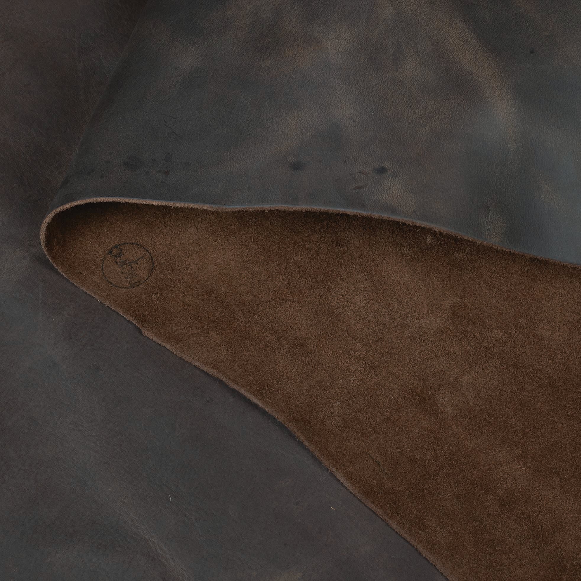 Sample, Frontier Pull-Up Leather - Image 7